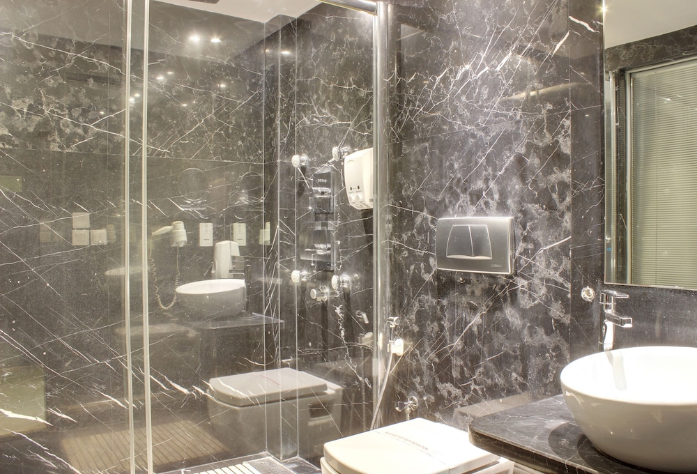 Hotel Godwin Deluxe @ 5 Mins from Connaught Place