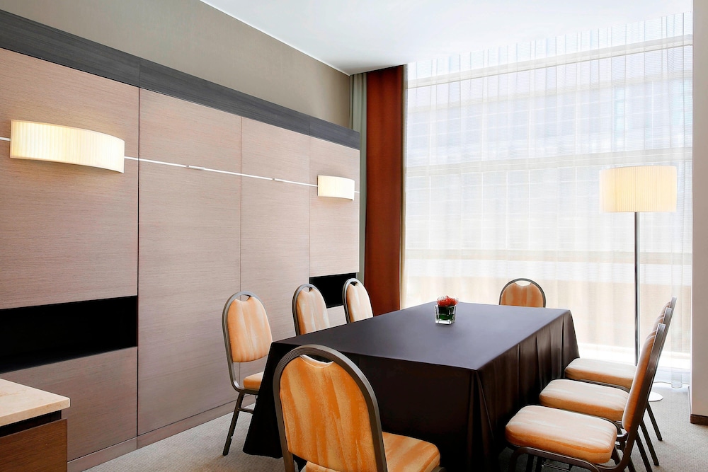 Sheraton Milan Malpensa Airport Hotel & Conference Center