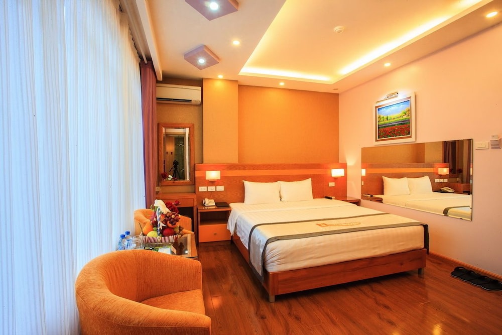 Home Hotel