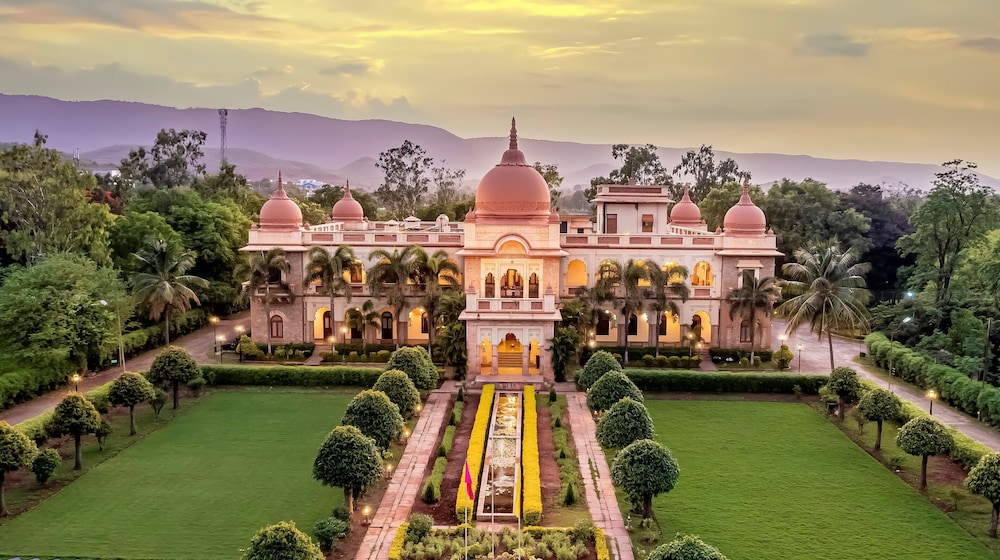 WelcomHeritage Shivavilas Palace, Hampi