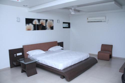 Hotel Azura