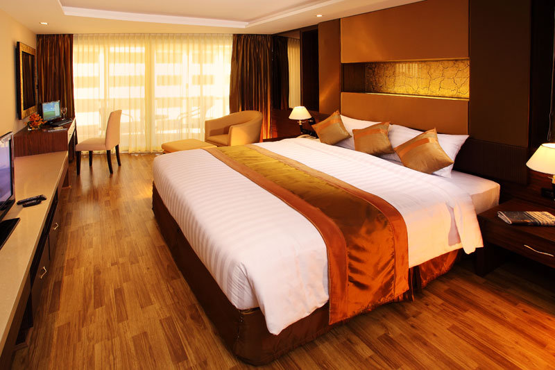 Nova Gold Hotel