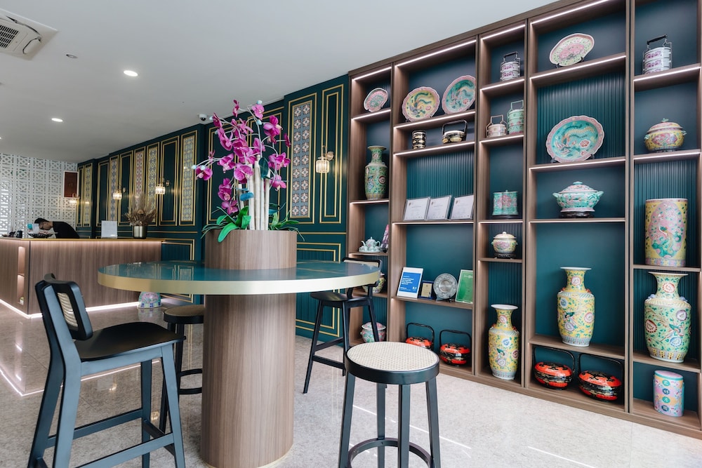 Santa Grand Hotel East Coast, a NuVe Group Collection