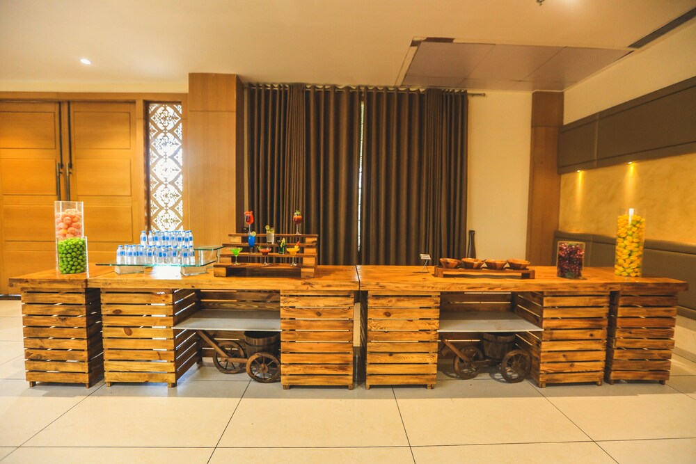 Rudraksh Club & Resorts