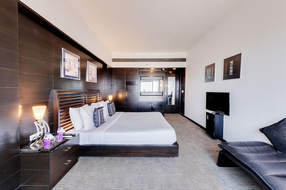 E Square The Fern An Ecotel Hotel Pune