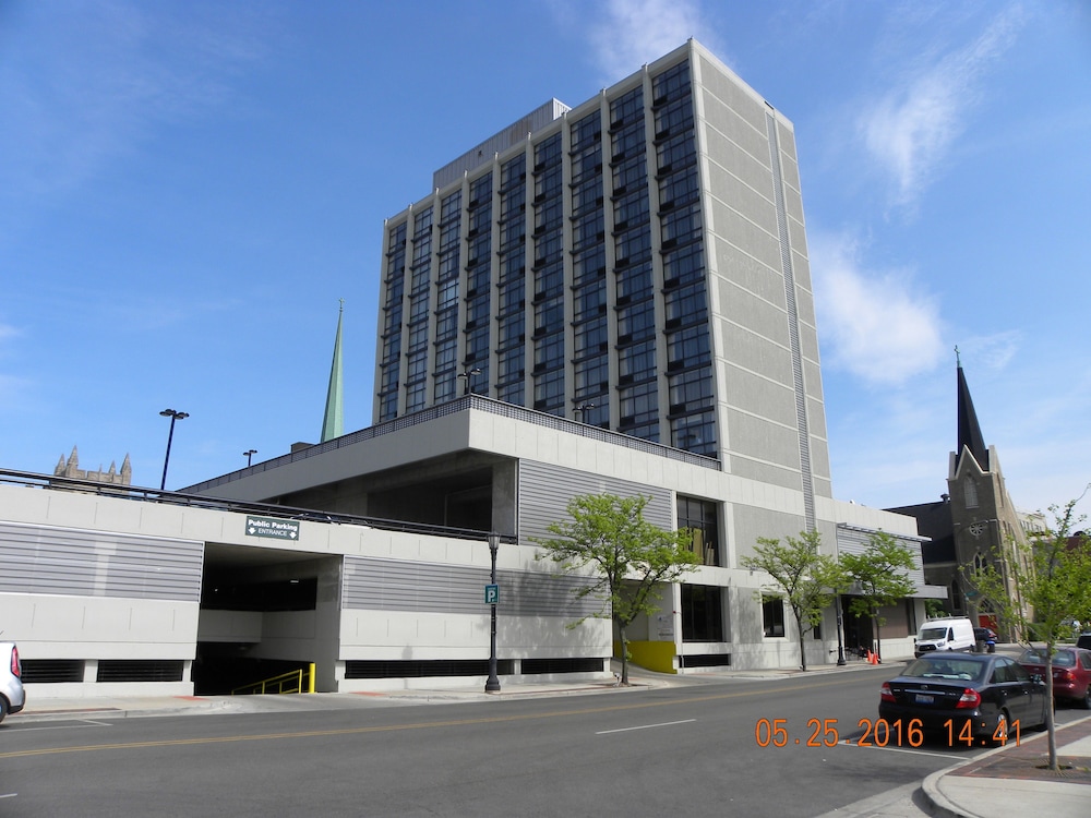 Holiday Inn Chicago North-Evanston by IHG