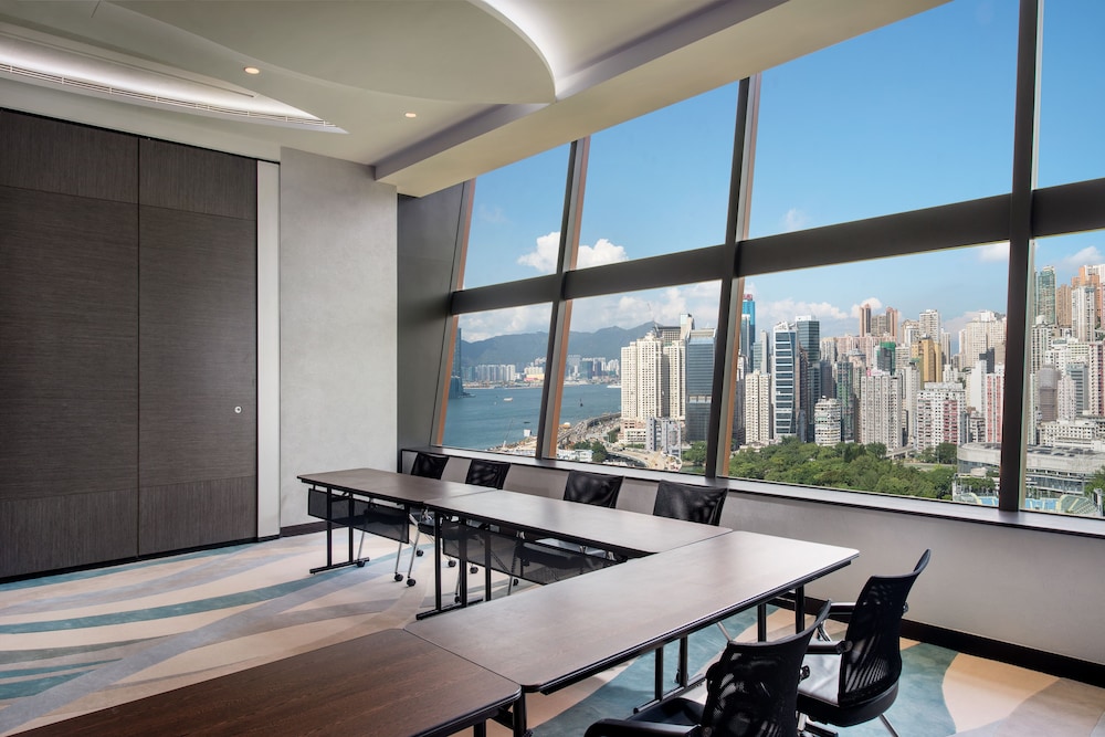 The Park Lane Hong Kong, Autograph Collection