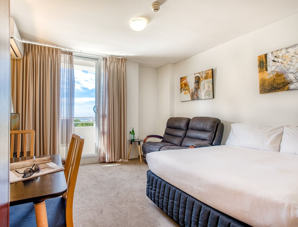 Park Regis Concierge Apartments