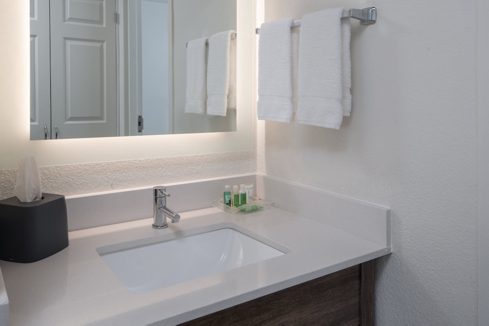 Holiday Inn Tampa Westshore - Airport Area by IHG