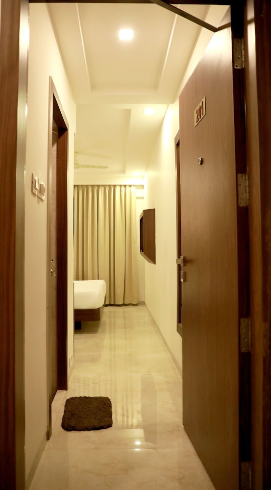Hotel Lords Mumbai