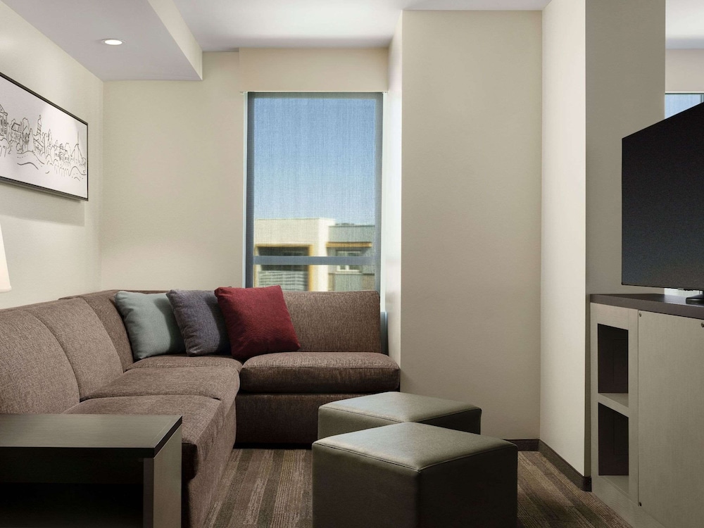 Hyatt House LA - University Medical Center