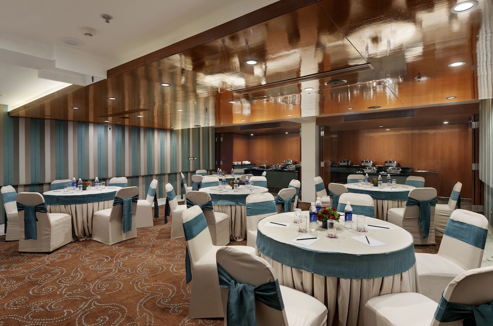 The Elanza Hotel