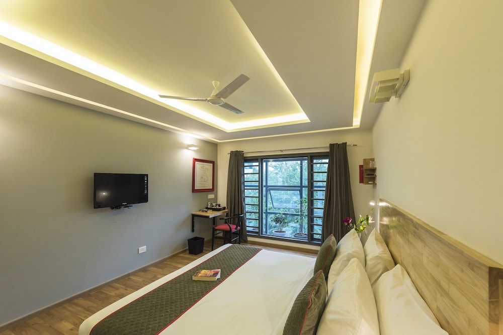 "Super Townhouse MG Road,Bangalore"