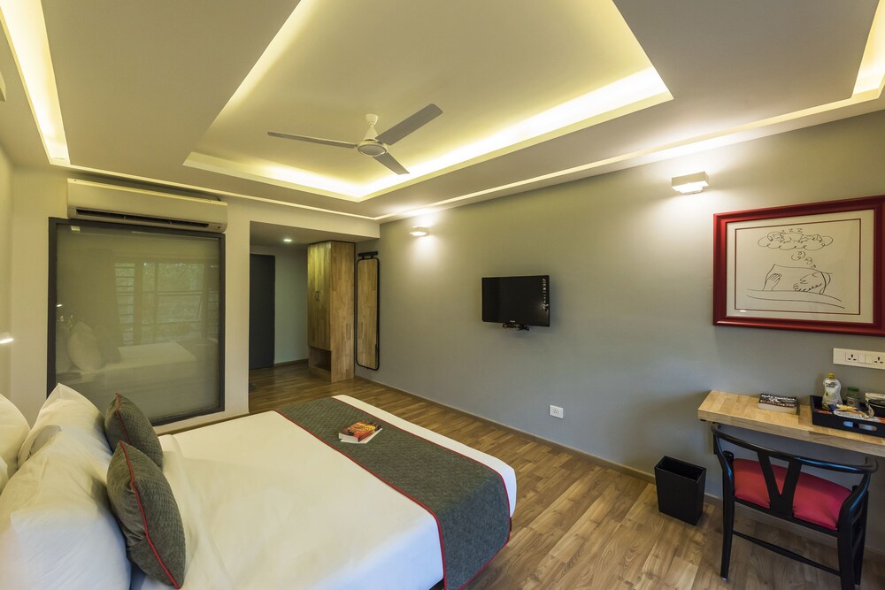 "Super Townhouse MG Road,Bangalore"