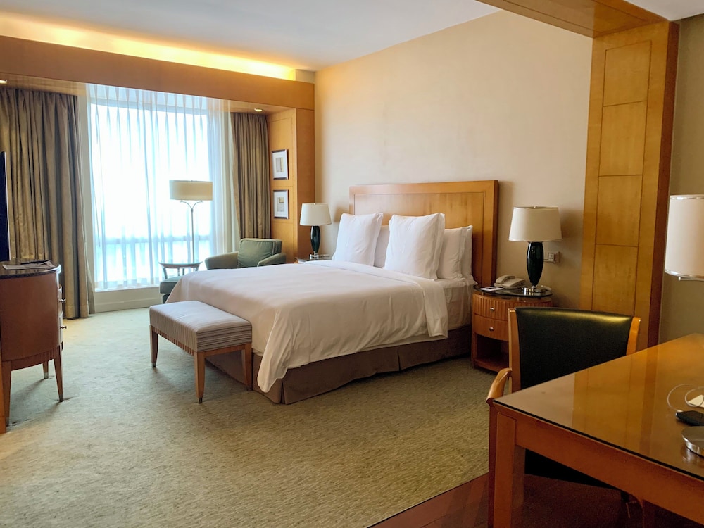 Four Seasons Hotel Mumbai