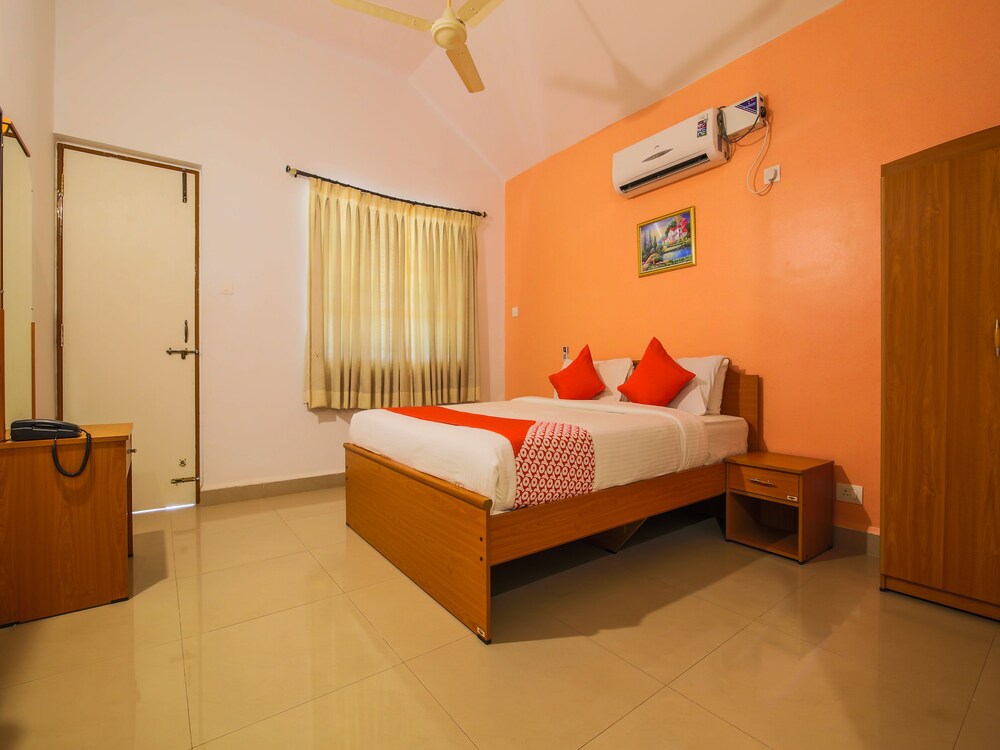 Super Hotel O The Goan Courtyard