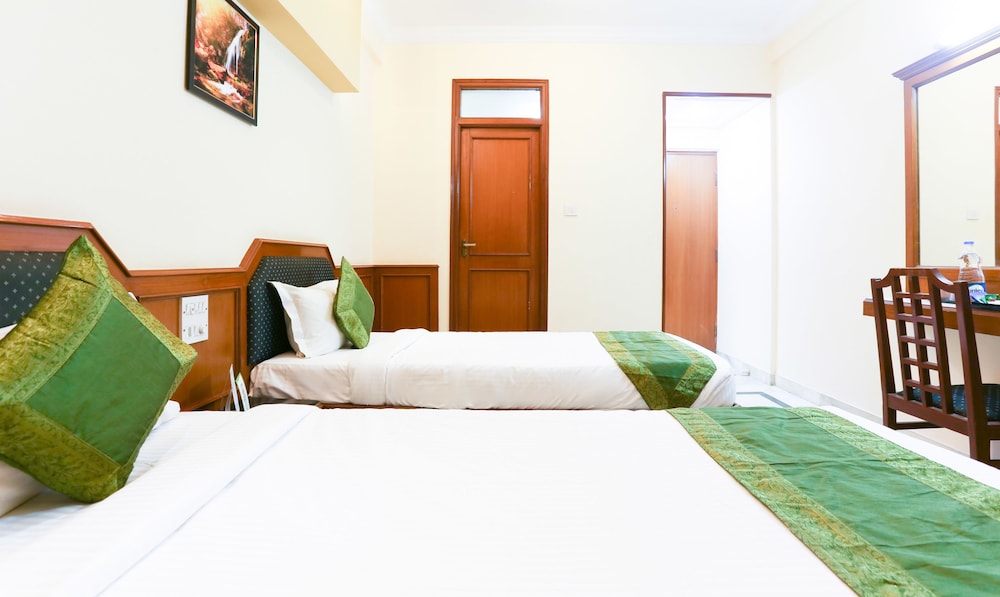 Treebo Trend Adarsh Inn Gandhi Nagar