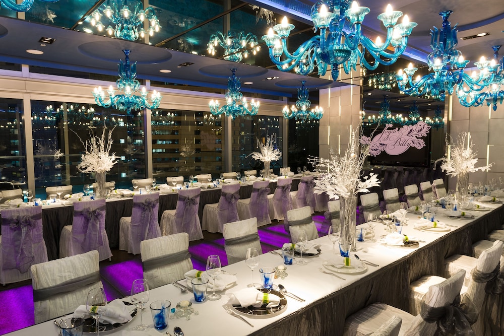 Crowne Plaza Hong Kong Causeway Bay by IHG