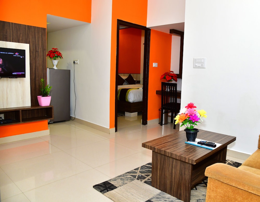 Omicron Hotel