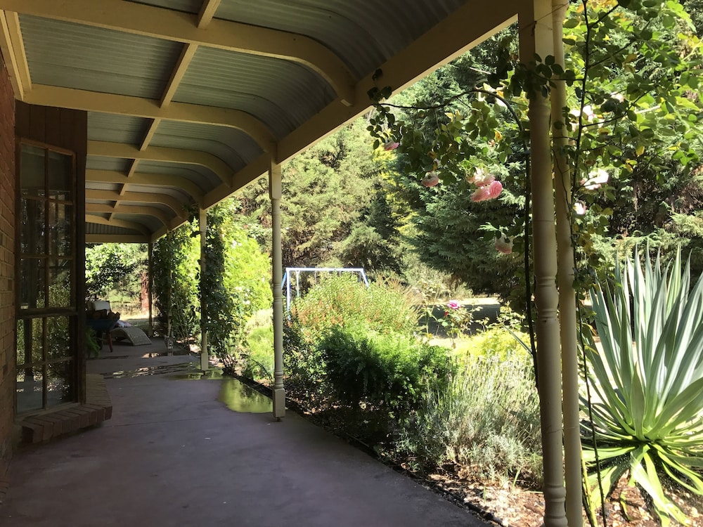 Helen's Homestead