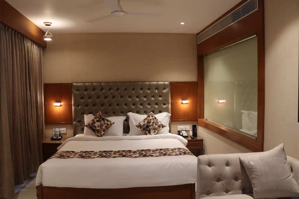 SK Lords Inn Ahmedabad