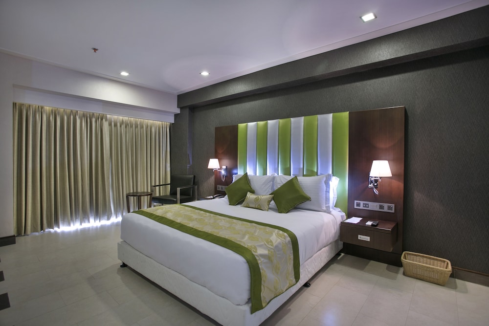 Platinum Grand