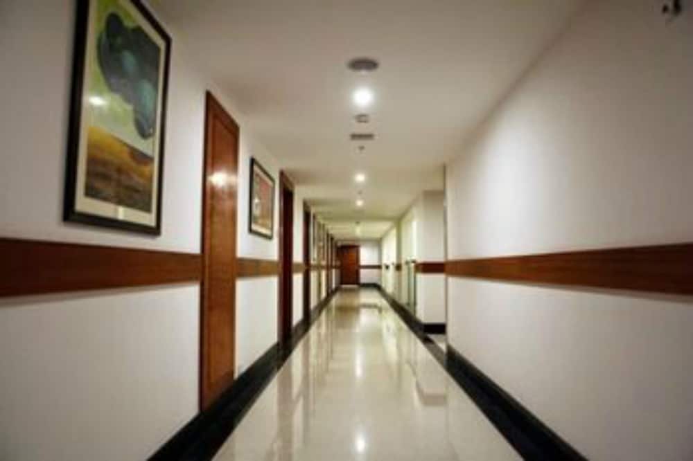 Lemon Tree Hotel, Shimona, Chennai
