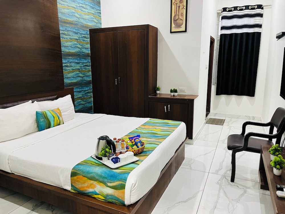 Hotel Plaza Airport Zone, Hyderabad