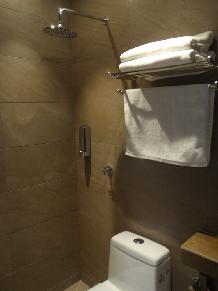 9 Square Hotel Subang Jaya