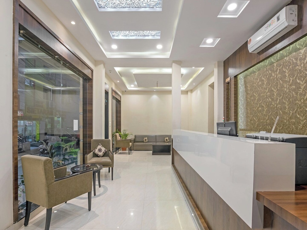 Hotel Anchal Villa By YB Hotels