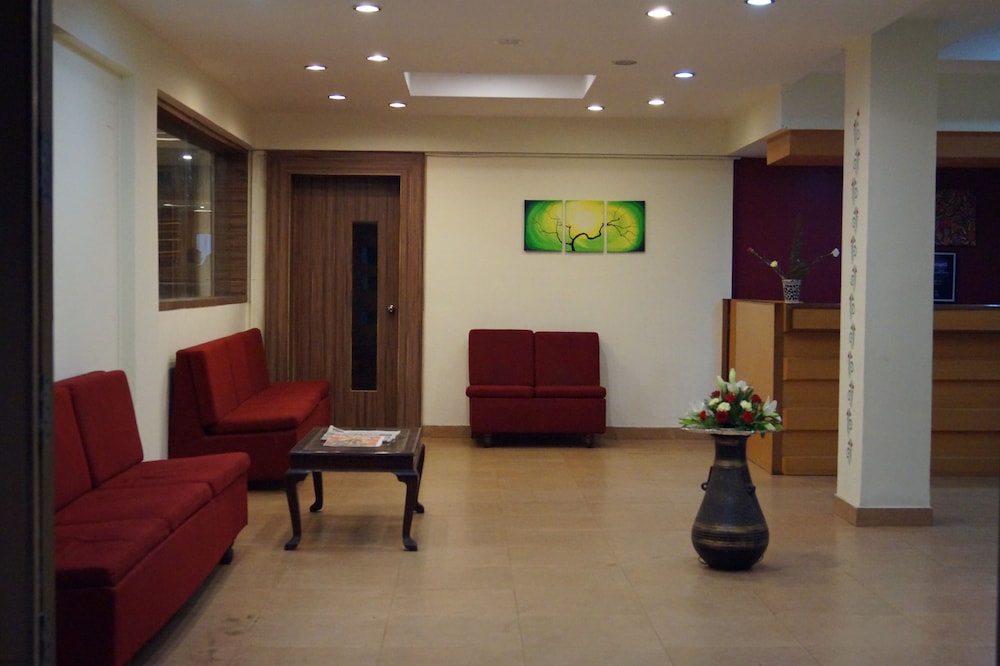 Vinayaga Inn by Poppys - Ooty