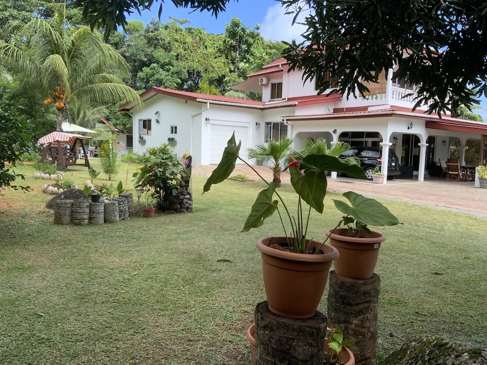 The Orchard Holiday Home