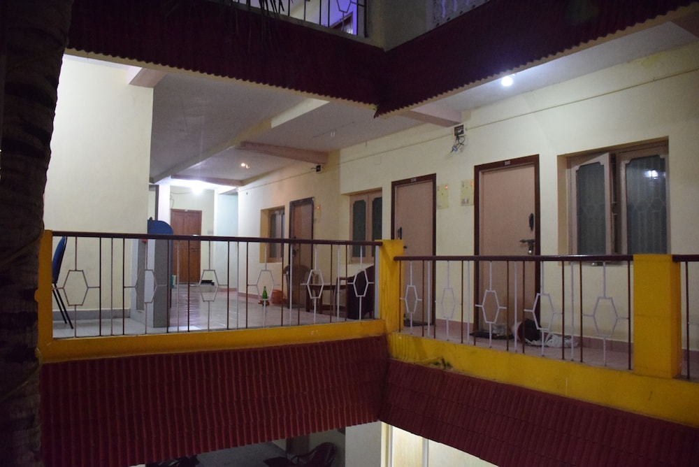 Vinodhara Guest House