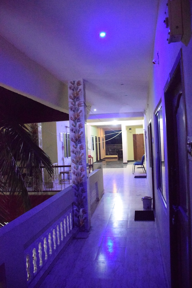 Vinodhara Guest House