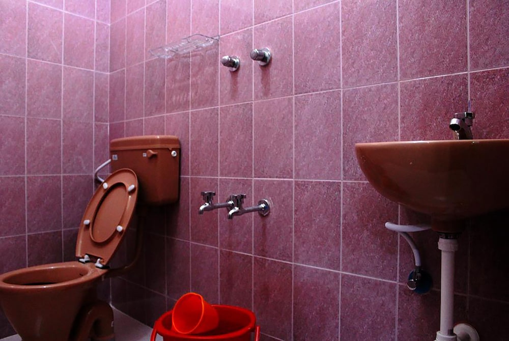 Vinodhara Guest House