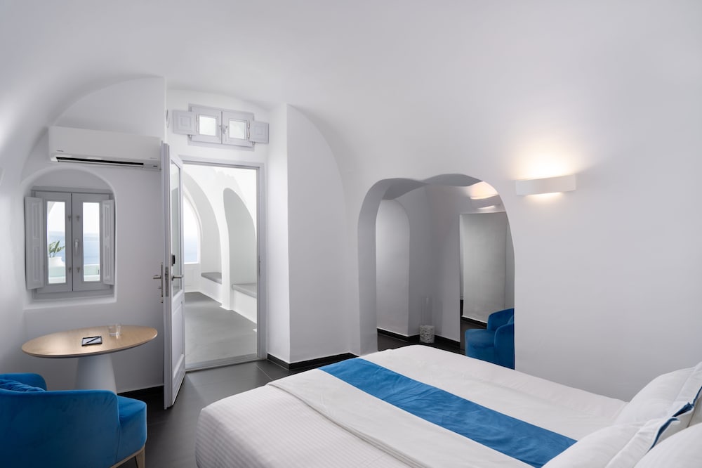 Katikies Villa Santorini - The Leading Hotels Of The World