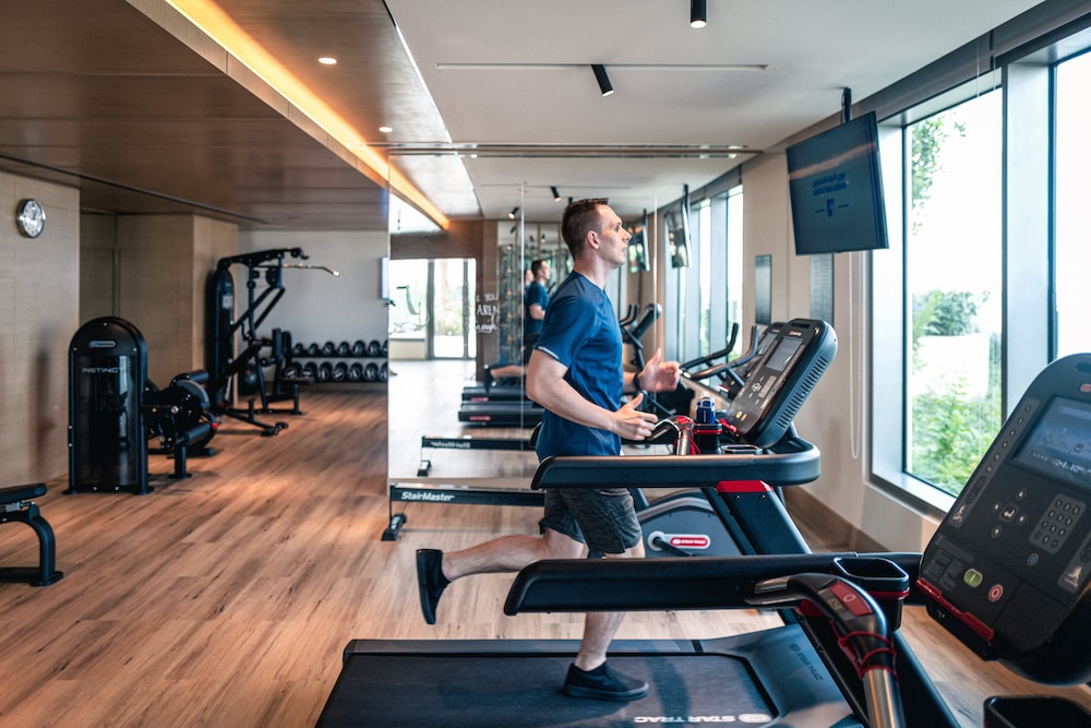 Holiday Inn Hotel And Suites Dubai Science Park By IHG