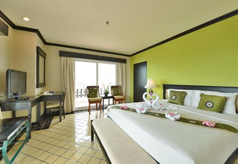 Jomtien Thani Hotel