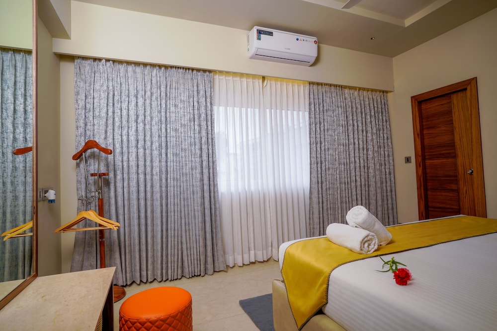 Lazdana Hotel