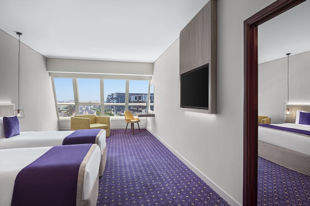 Leva Hotel and Suites, Mazaya Centre