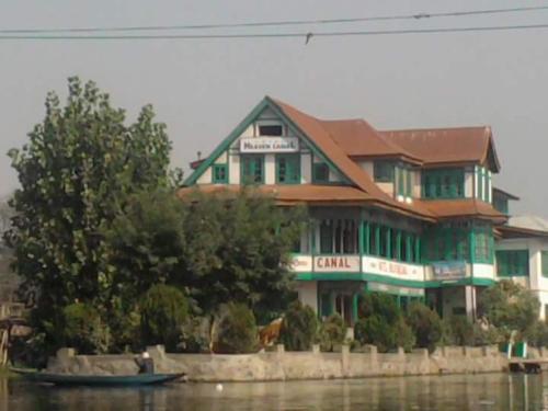 Hotel Heaven Canal
