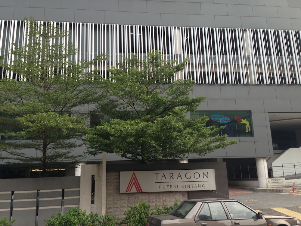 Royal Apartments at Taragon KL