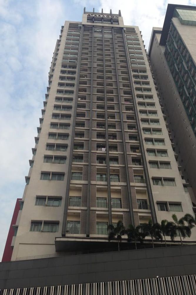 Royal Apartments at Taragon KL