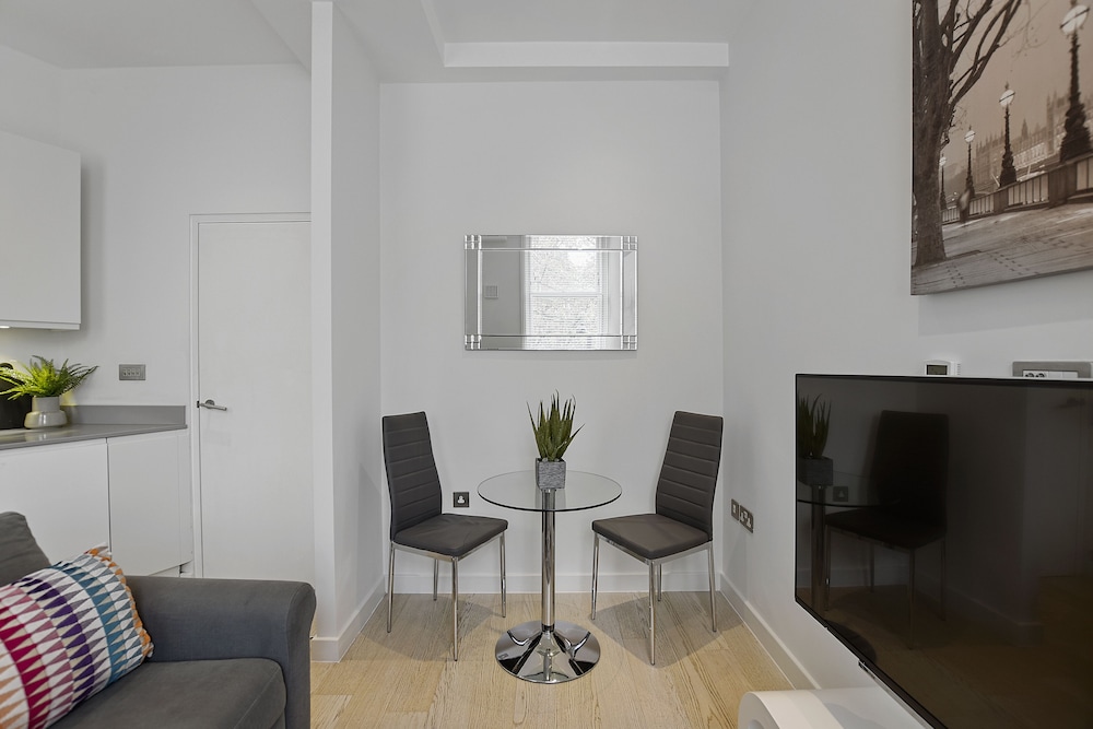 West Street by Q Apartments