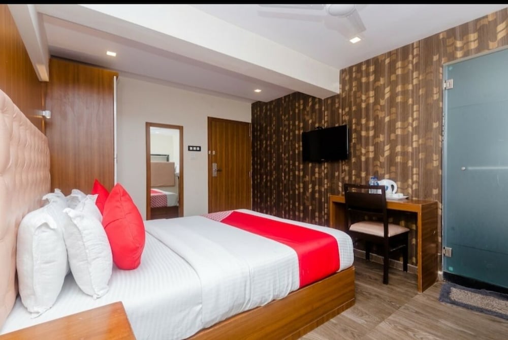 Qubestay Airport Capsule Hotel & Hostel