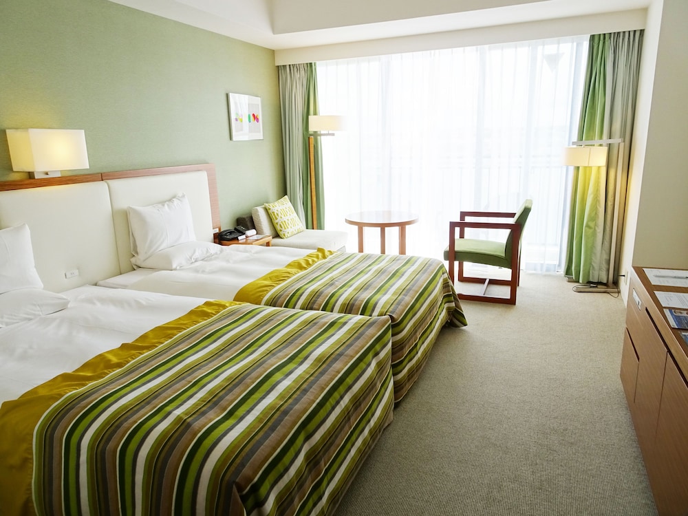 Southern Beach Hotel & Resort OKINAWA