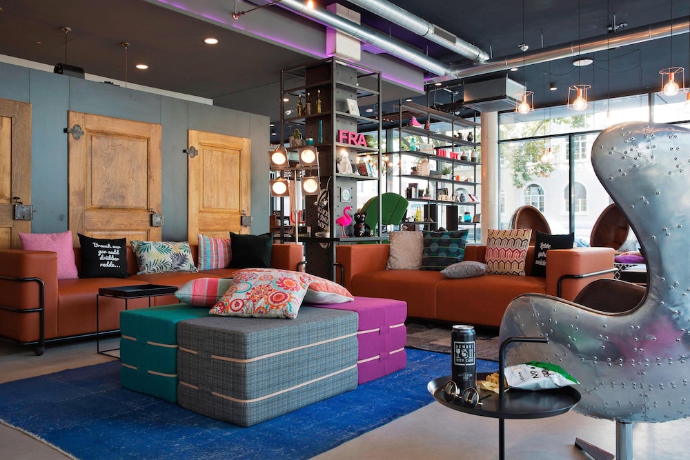 MOXY Frankfurt East