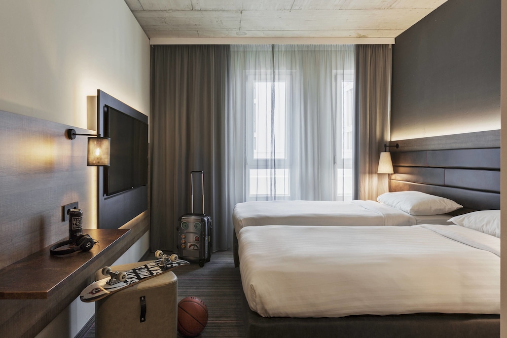 MOXY Frankfurt East