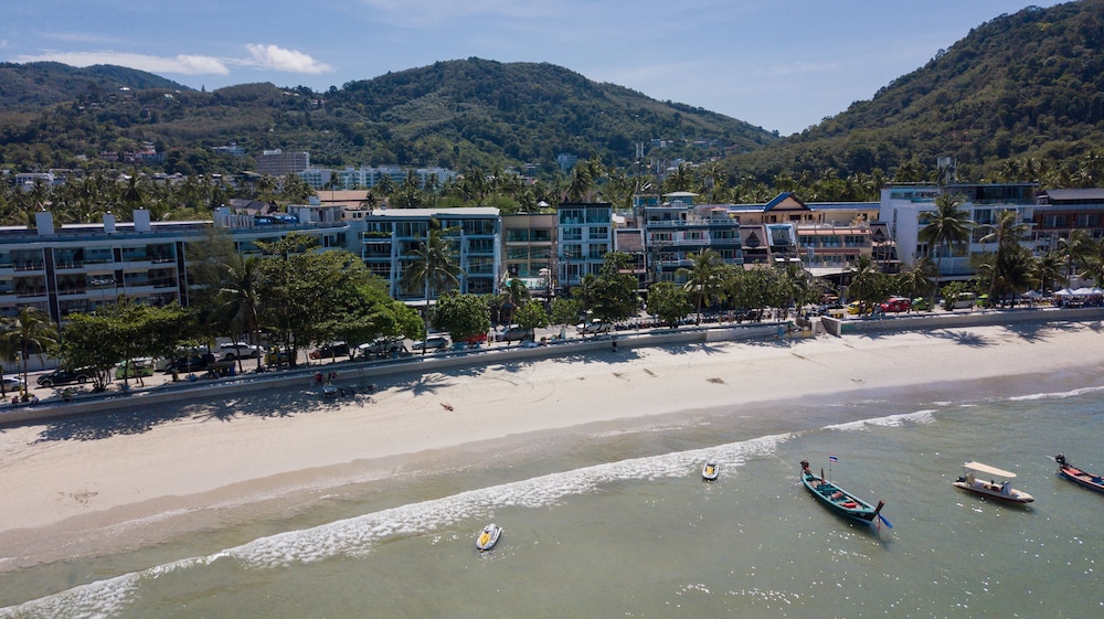 Destinaation Patong Boutique Hotel By The Sea