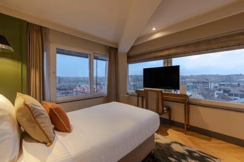 Sarovar Portico Srinagar